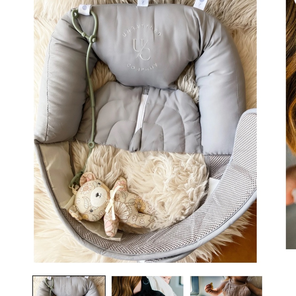 The Winglet - Sleek Infant Pillow Seat